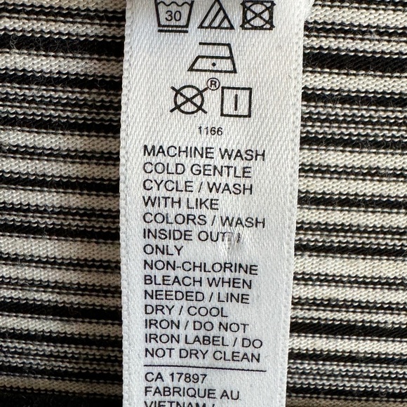 Athleta Cloudlight Stratus Striped Top, Size M - Picture 10 of 10